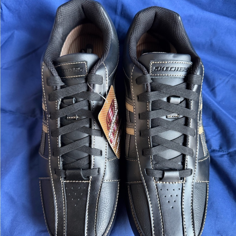 Skechers Men's Black and Tan Sneakers